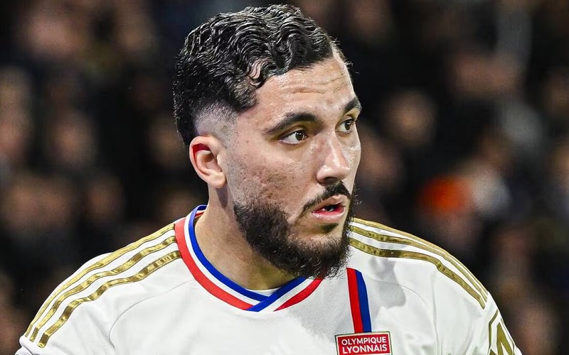 Cherki có siêu phẩm solo