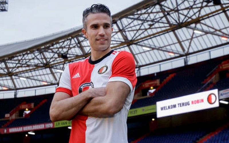 Fenerbahçe và trở lại Feyenoord