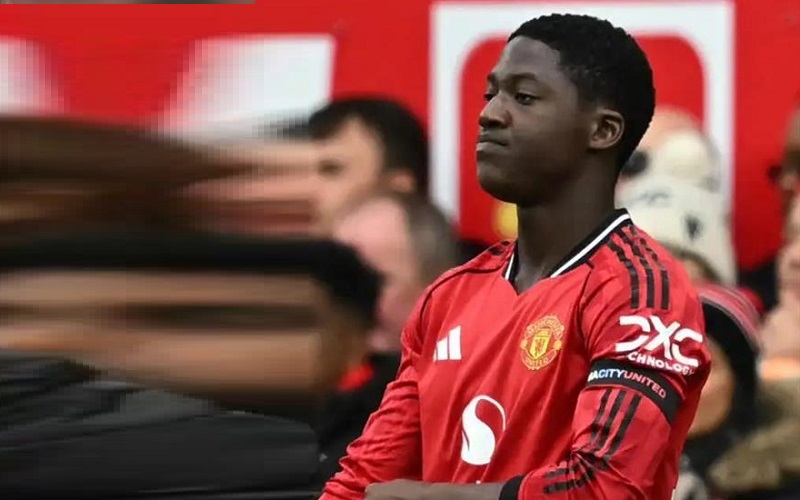 Juventus nhảy vào tranh Mainoo