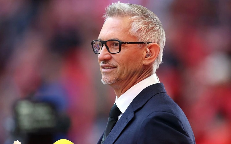 Sau khi tuyên bố giải nghệ, anh đã trở thành bình luận viên