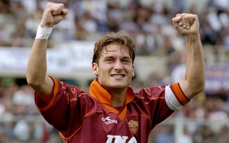 Tiểu sử Francesco Totti (1976) – Cầu thủ Ý xuất sắc