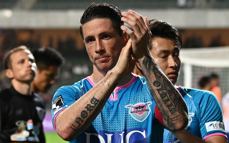 Torres sang Nhật khoác áo Sagan Tosu